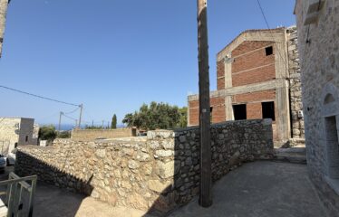 Ημιτελής διώροφη μεζονέτα προς πώληση , Μίνα Λακωνίας, Δήμος Ανατολικής Μάνης | 105.000€ |